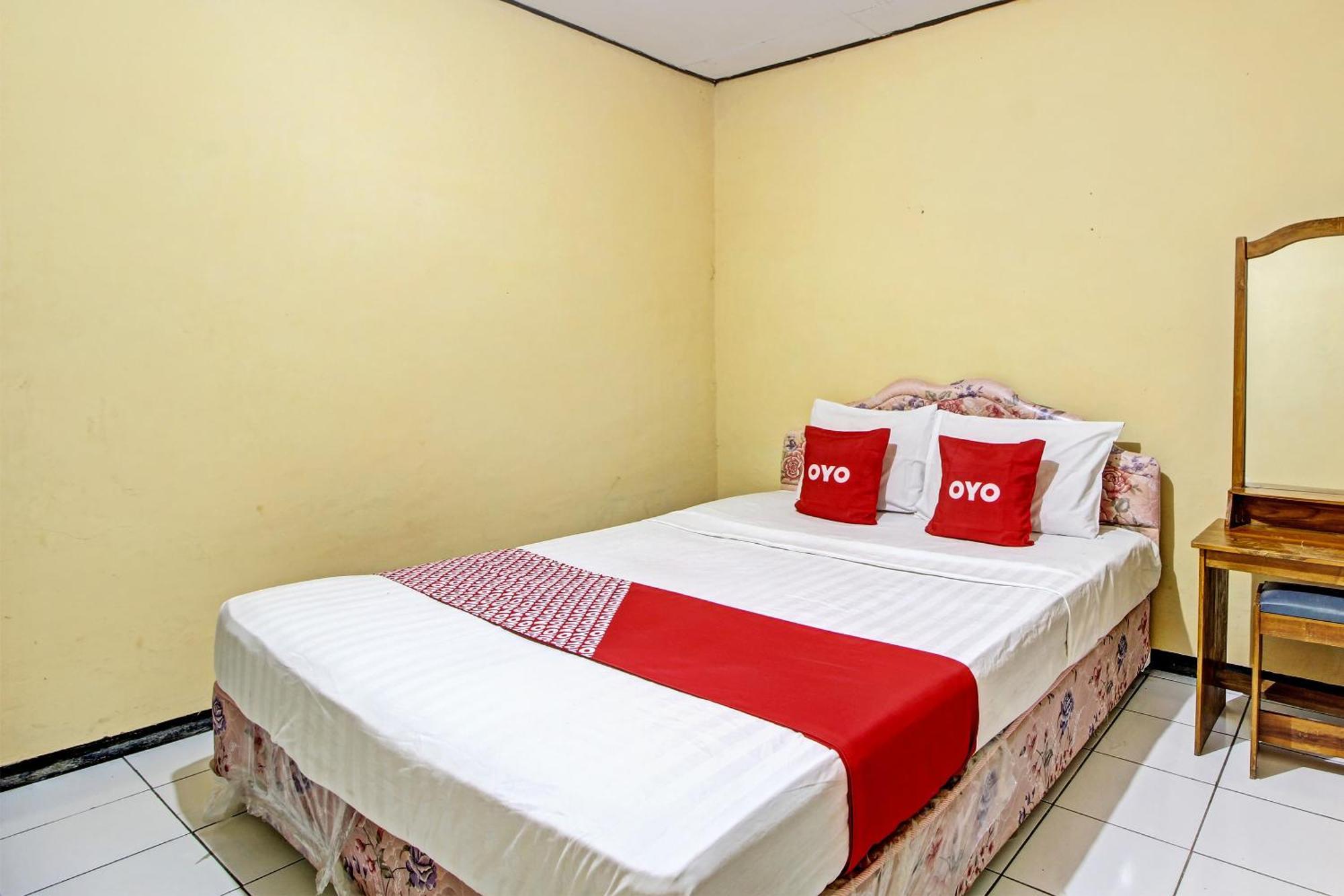 Oyo 92761 Hotel Sendang Asri Wonogiri Bagian luar foto